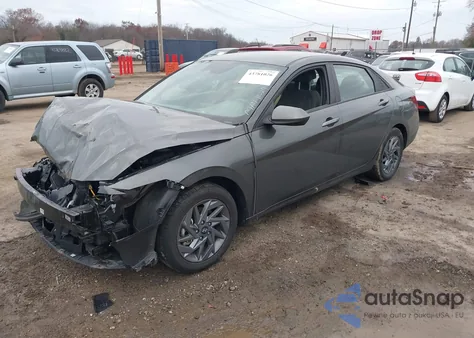 2024 Hyundai Elantra Sel from USA, damaged, VIN KMHLM4DG6RU744302